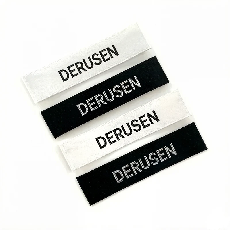 Bekleidungsetiketten